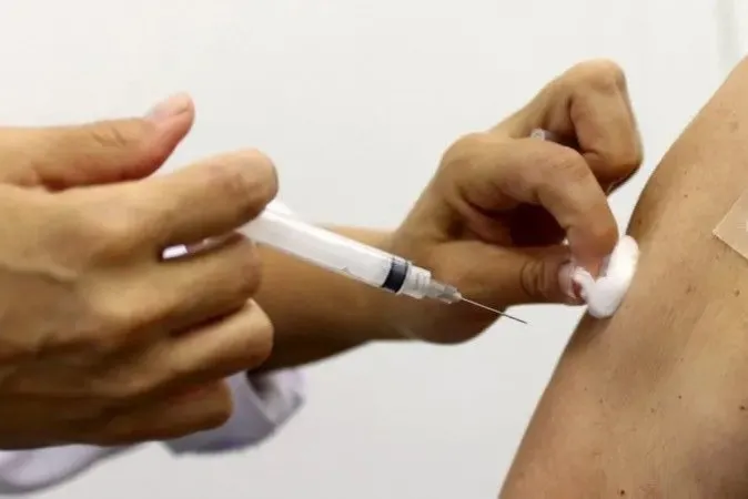 Anvisa aprova nova vacina contra 21 sorotipos de bactéria causadora de pneumonia e meningite