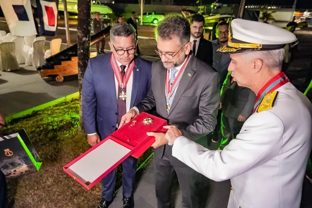 Governador Clécio Luís recebe Medalha do Mérito Naval e reforça parceria histórica com a Marinha do Brasil